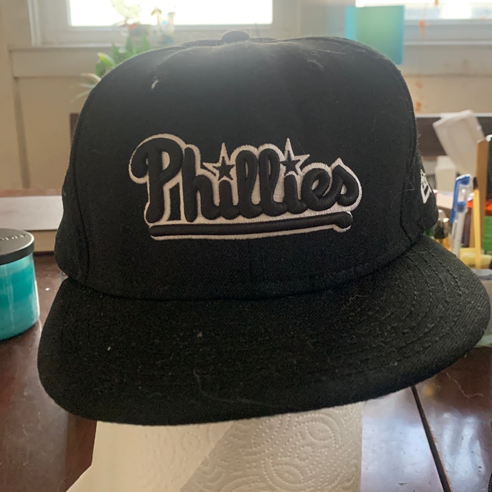 Phillies hat size 8 men’s NBL black gently used baseball cap